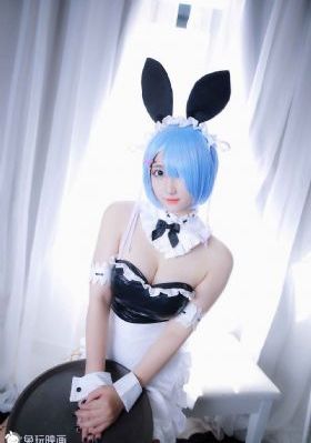 《浴室狂欢》免费播放在线观看_蓝光高清免费观看