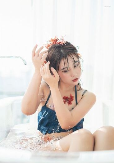 人妻丝袜乱经典系列_全集高清百度云未删减2020