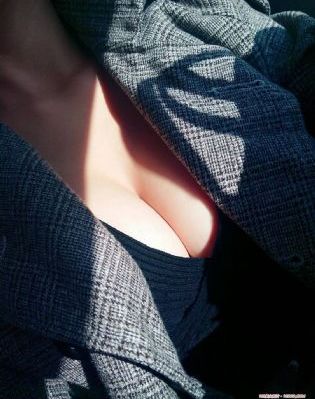 欧美裸体写真_免费观看高清版